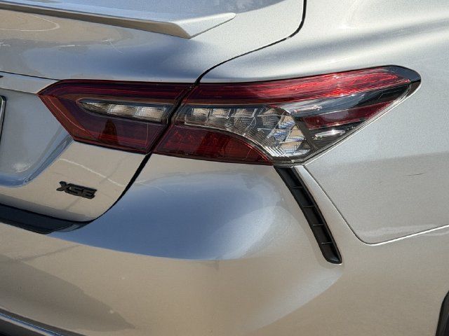 Used 2023 Toyota Camry XSE FWD image 7