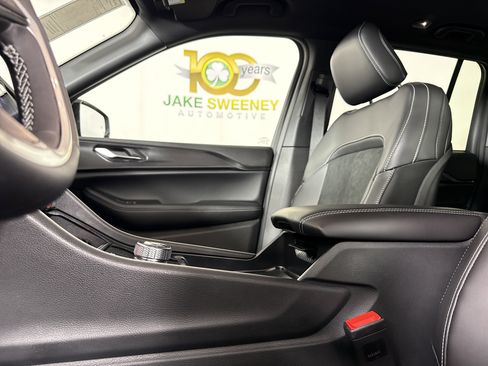 New 2025 Jeep Grand Cherokee Altitude w/ Trailer Tow Package image 28