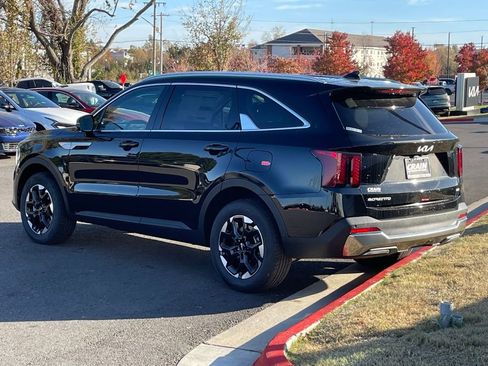 New 2026 Kia Sorento S AWD/4WD image 3