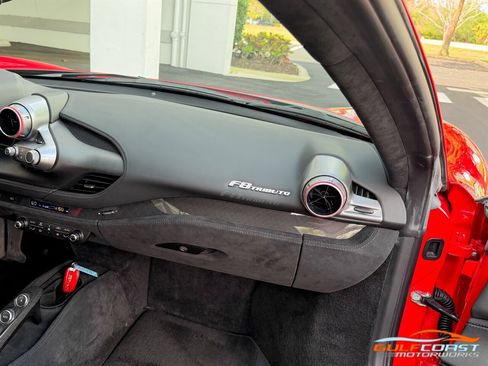 Used 2021 Ferrari F8 Tributo image 36