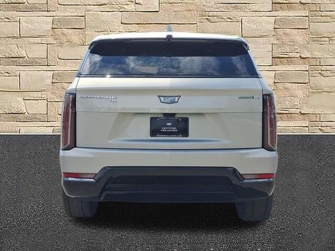 Used 2025 Cadillac Escalade IQ Sport 2 AWD/4WD image 3