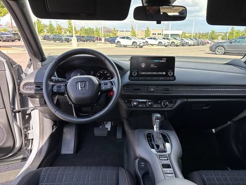 Used 2024 Honda HR-V Sport image 17