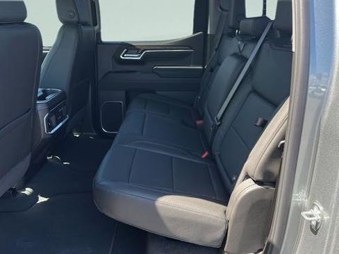 New 2026 GMC Sierra 1500 SLT w/ SLT Premium Plus Package image 19