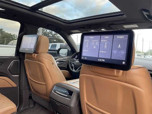 Used 2021 Cadillac Escalade ESV Sport w/ Driver Assist Tech Package image 7