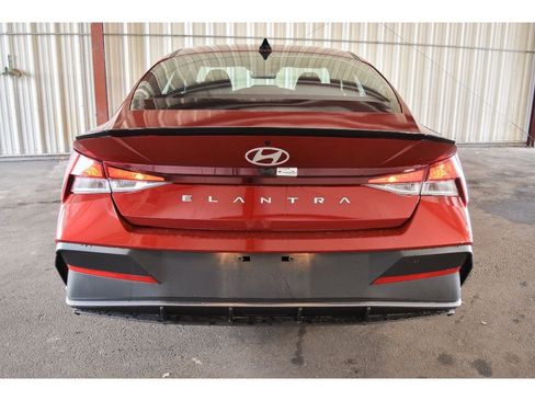 New 2025 Hyundai Elantra Sport FWD image 9