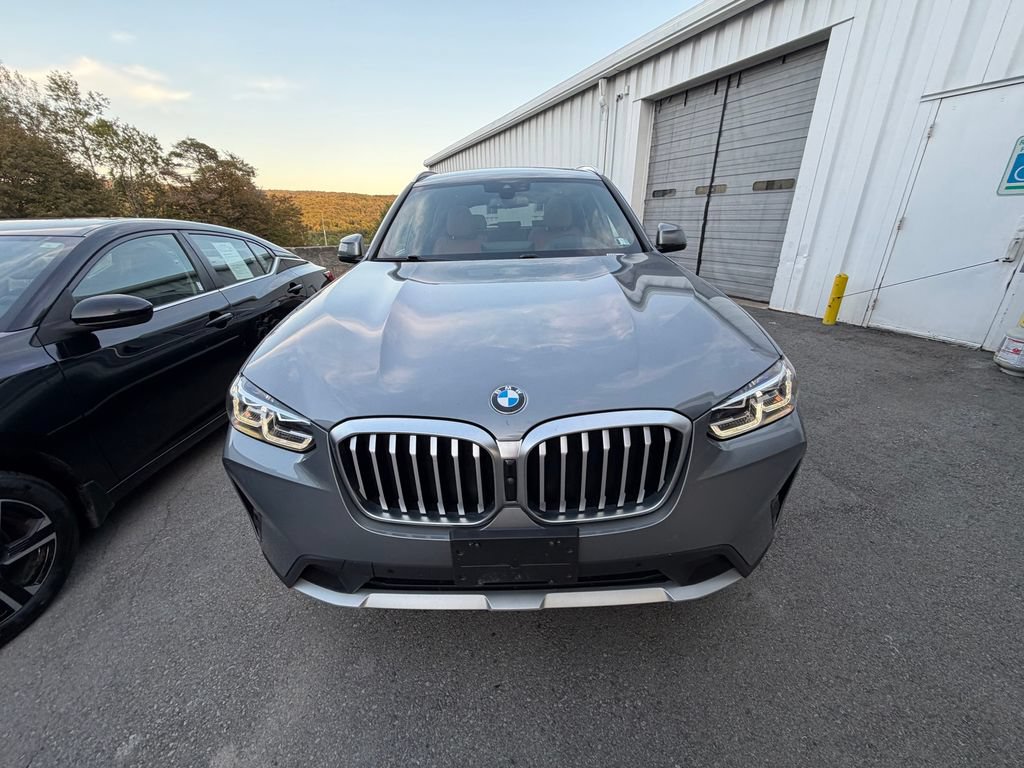 Used 2023 BMW X3 xDrive30i w/ Premium Package w/ZPA AWD/4WD image 8
