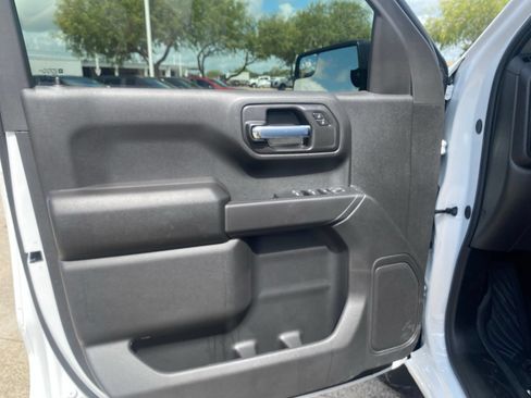 New 2026 GMC Yukon Denali w/ Advanced Technology Package RWD image 18