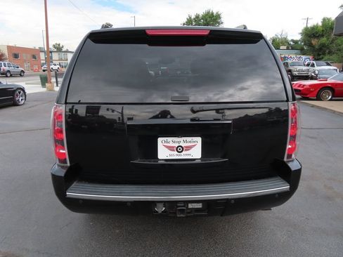 Used 2008 GMC Yukon Denali AWD/4WD image 12