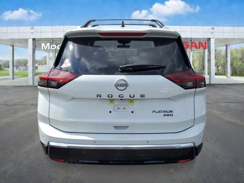 New 2026 Nissan Rogue Platinum AWD/4WD image 4