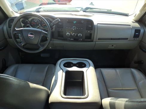 Used 2014 GMC Sierra 2500 W/T w/ Snow Plow Prep Package image 4