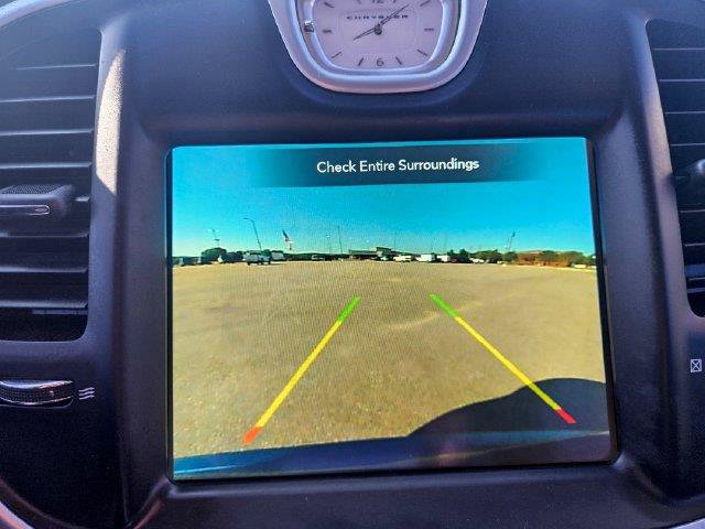 Used 2023 Chrysler 300 Touring w/ Sport Appearance Package RWD image 20
