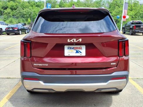 Used 2024 Kia Sorento S w/ Panoramic Sunroof Package AWD/4WD image 6