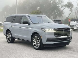 Used 2025 Lincoln Navigator Reserve AWD/4WD video 1