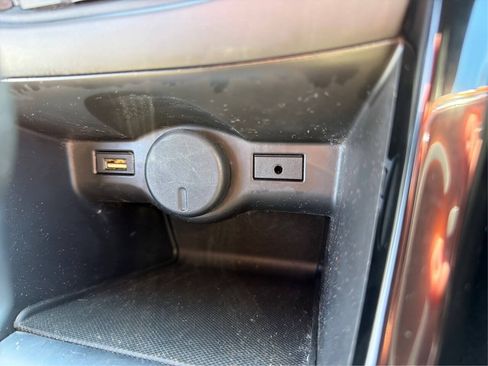 Used 2019 Buick Cascada Premium FWD image 32
