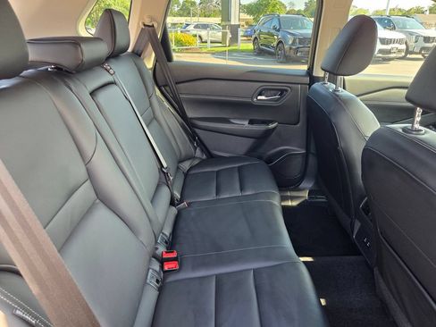 Used 2026 Nissan Rogue SL AWD/4WD image 29