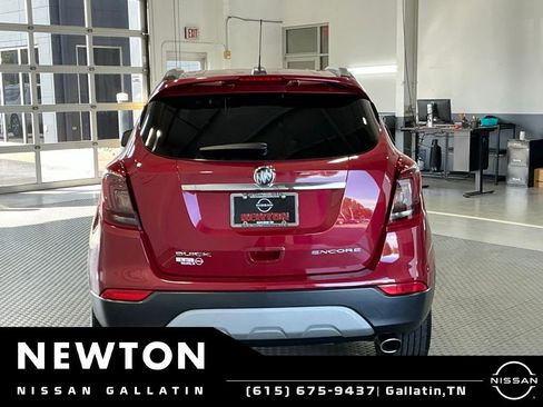 Used 2018 Buick Encore Sport Touring FWD image 21