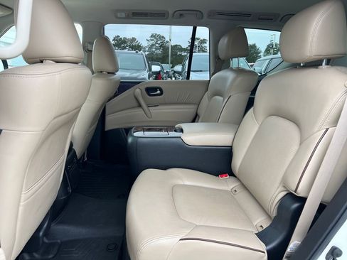 Used 2020 Nissan Armada SL w/ Premium Package image 28
