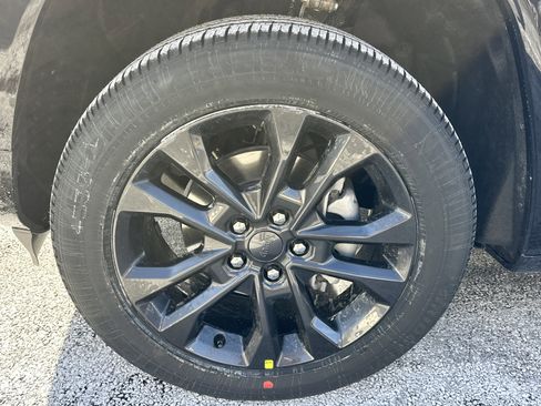 New 2026 Jeep Grand Cherokee Limited Reserve image 32