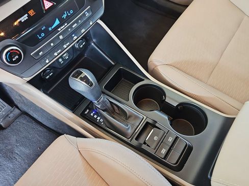 Used 2020 Hyundai Tucson SEL FWD image 20