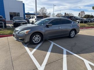 Used 2014 Nissan Altima 2.5 S w/ Sport Value Package video 2