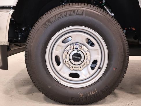 New 2026 Ford F250 XL w/ XL Chrome Package AWD/4WD image 34