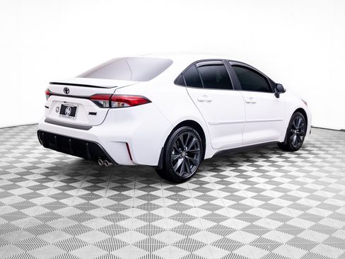 Used 2026 Toyota Corolla XSE FWD image 5