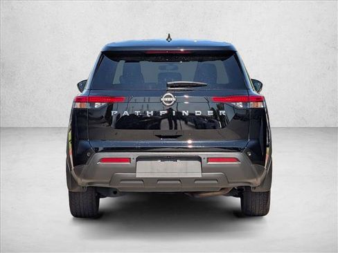 Used 2024 Nissan Pathfinder S FWD image 6