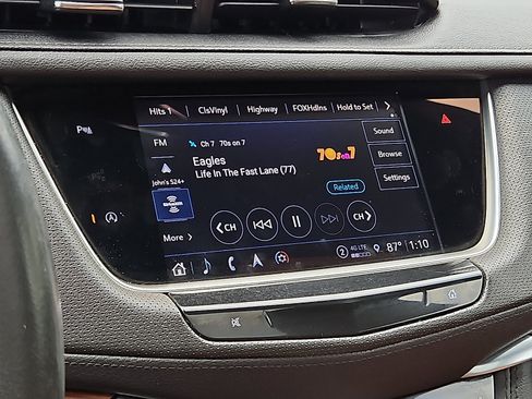 Certified 2023 Cadillac XT5 Premium Luxury AWD/4WD image 18
