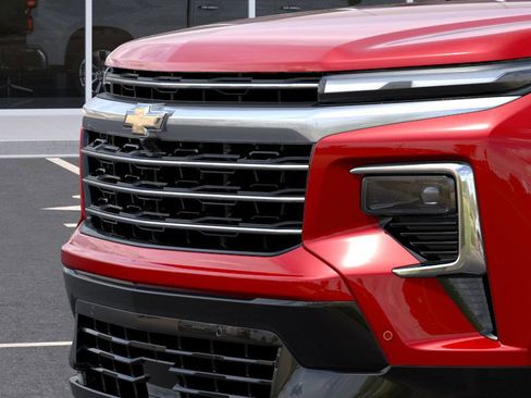 New 2026 Chevrolet Traverse High Country FWD image 34