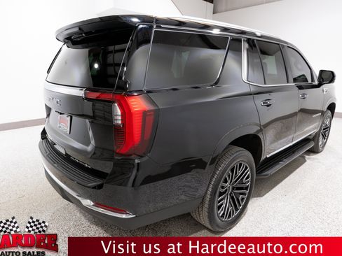 Used 2025 GMC Yukon Elevation w/ Elevation Premium Package AWD/4WD image 5