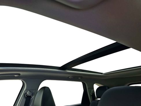 New 2026 Kia Sorento S FWD image 21