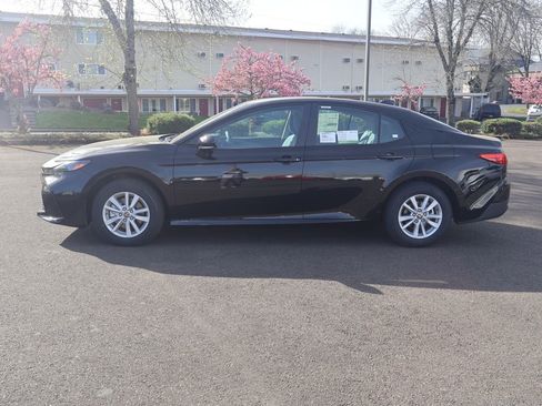 New 2026 Toyota Camry LE w/ Convenience Package AWD/4WD image 3