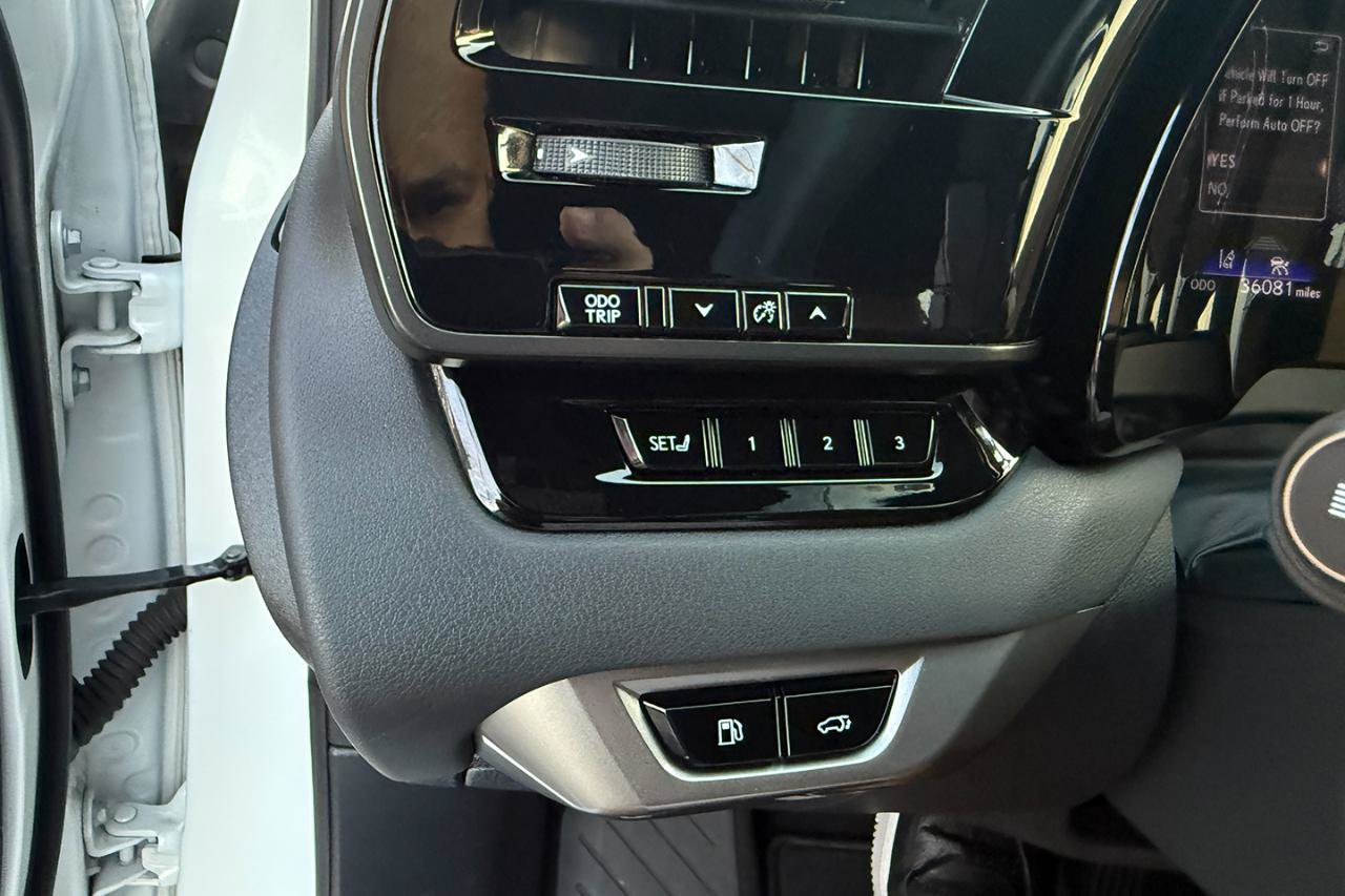 Used 2023 Lexus RX 350 Premium FWD image 17