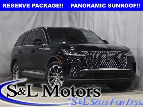 Used 2025 Lincoln Aviator Reserve image 1