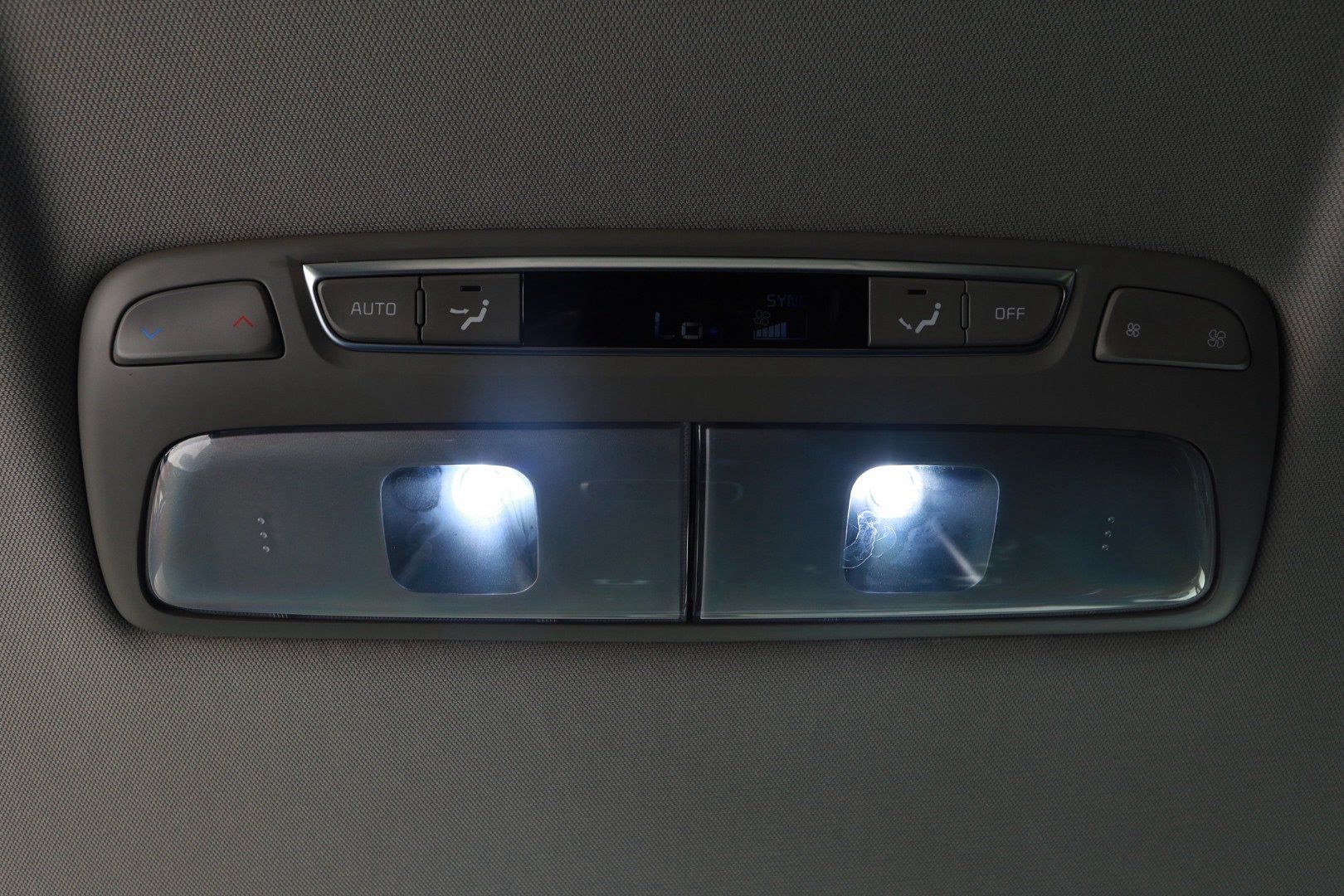 Used 2024 Kia Telluride S w/ S Sunroof Package AWD/4WD image 27