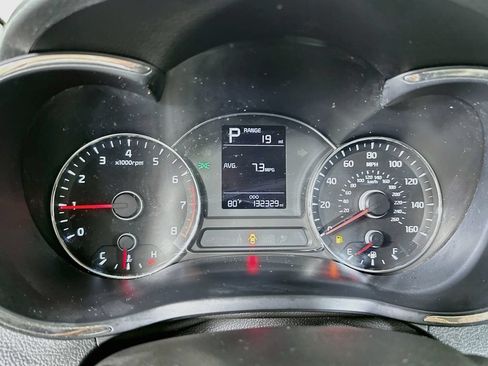Used 2017 Kia Forte LX FWD image 12