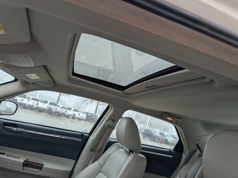 Used 2005 Chrysler 300 C w/ Navigation & Sound Group II image 3