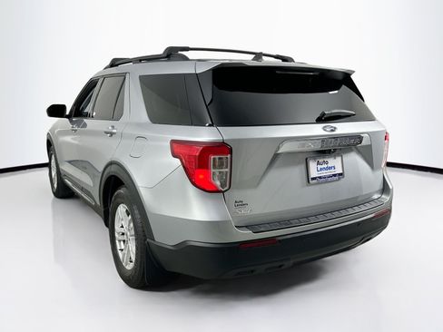 Used 2021 Ford Explorer XLT RWD image 7