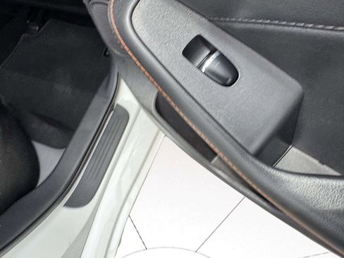 Used 2023 Nissan Maxima SR w/ Sport Mat Group FWD image 46