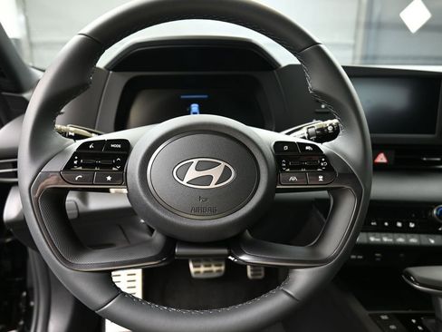 New 2026 Hyundai Elantra SEL Sport image 23