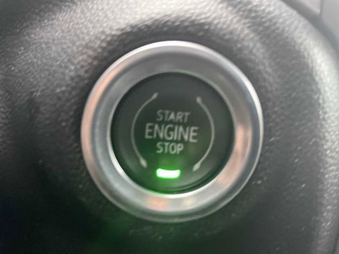 Certified 2022 Chevrolet Silverado 1500 Custom image 16