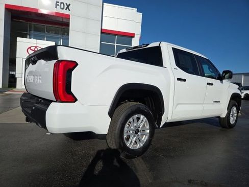 Used 2025 Toyota Tundra SR5 AWD/4WD image 7