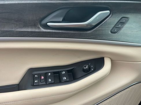 New 2026 Jeep Grand Cherokee L Limited image 32