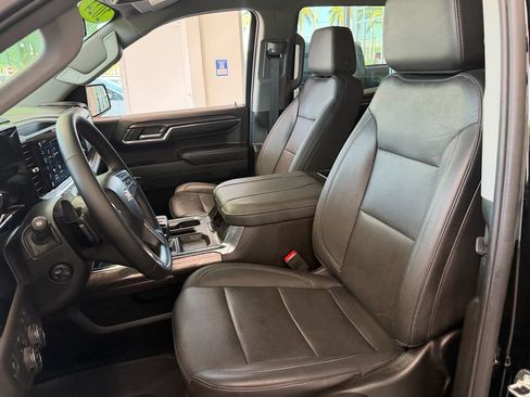 Used 2024 Chevrolet Silverado 1500 LTZ AWD/4WD image 11