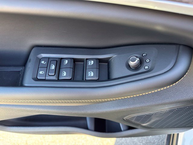New 2026 Jeep Grand Cherokee L Limited AWD/4WD image 11