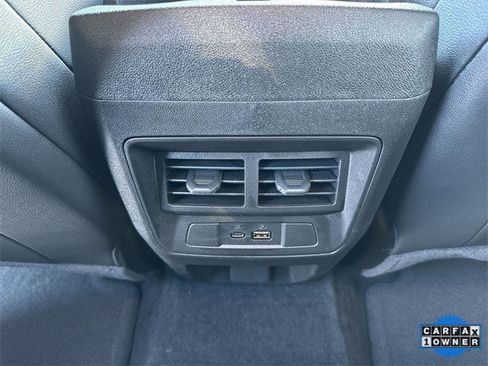 Used 2025 GMC Canyon AT4 image 30