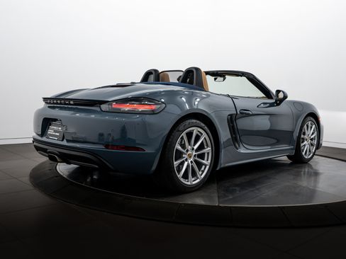 Certified 2017 Porsche 718 Boxster image 7