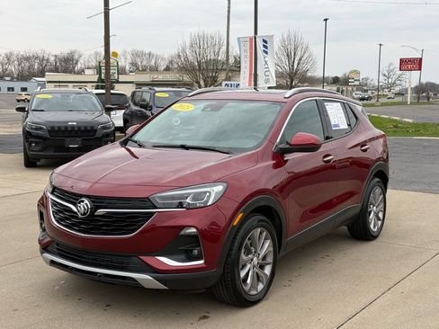 Used 2023 Buick Encore GX Essence w/ Experience Buick Package FWD image 4