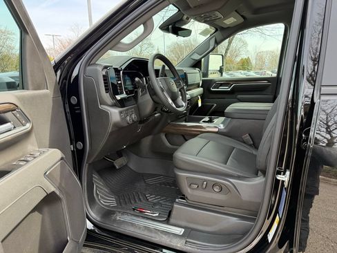 New 2026 Chevrolet Silverado 2500 LT w/ Trail Boss Package AWD/4WD image 13