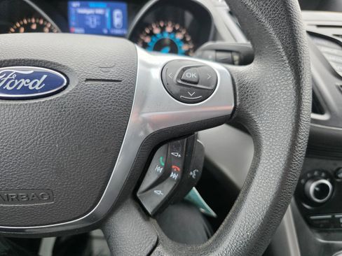Used 2013 Ford Escape SE image 16